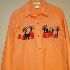 Mandal Bay Halloween button down size S/M 18 inches shoulder to shoulder.